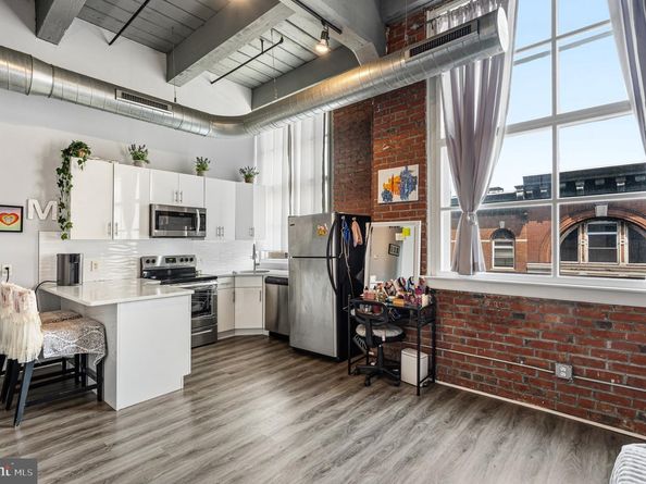 1010 Arch Street 513, Philadelphia PA 19107