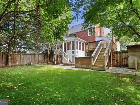 1706 N Glebe Road, Arlington VA 22207