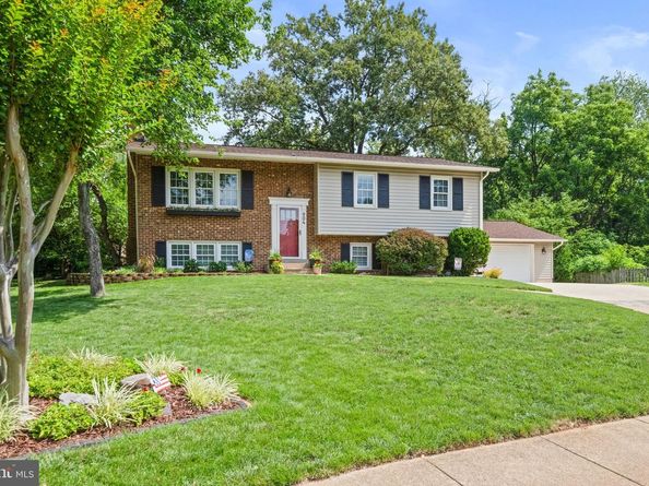 904 Dunbarton Court, Herndon VA 20170