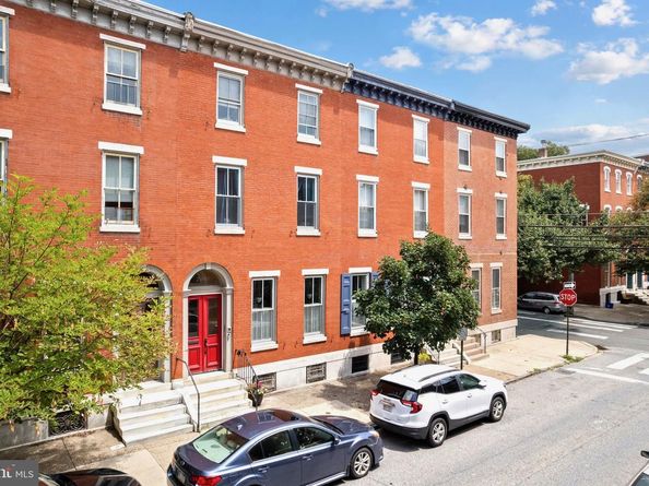 2005 Wallace Street 1, Philadelphia PA 19130