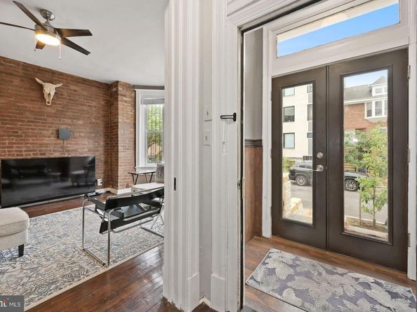 2621 University Place NW, Washington DC 20009