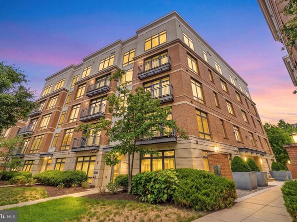 915 N Patrick Street 401, Alexandria VA 22314