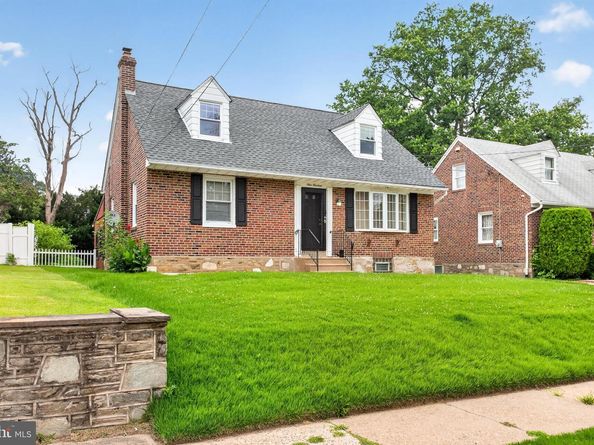 919 Hartel Avenue, Philadelphia PA 19111