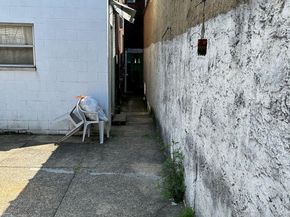 1533 W Passyunk Avenue, Philadelphia PA 19145
