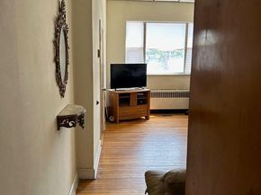 1533 W Passyunk Avenue, Philadelphia PA 19145