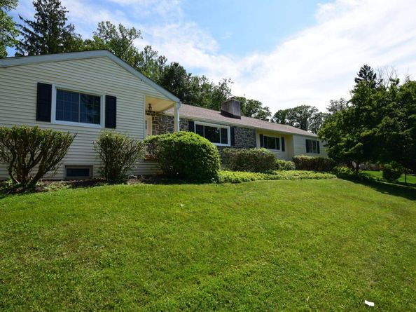 4 Carol Lane, Berwyn PA 19312