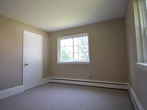 4 Carol Lane, Berwyn PA 19312