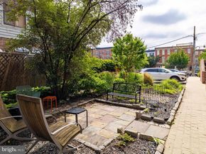 200 Christian Street 12, Philadelphia PA 19147