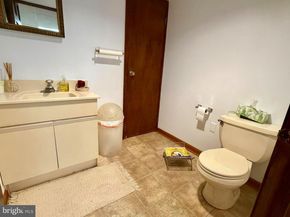 1300 University Drive, Yardley PA 19067
