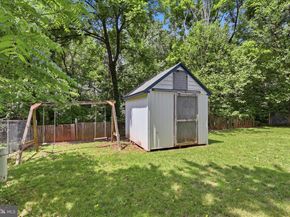 403 E Laurel Avenue, Sterling VA 20164