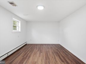 403 E Laurel Avenue, Sterling VA 20164