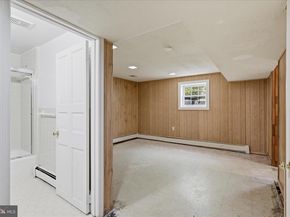 403 E Laurel Avenue, Sterling VA 20164