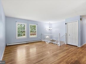 403 E Laurel Avenue, Sterling VA 20164