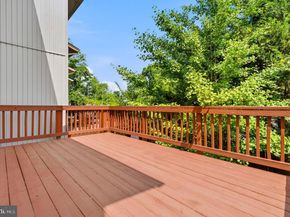 9822 Sweet Mint Drive, Vienna VA 22181