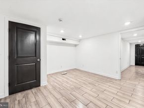 5616 Florence Avenue, Philadelphia PA 19143