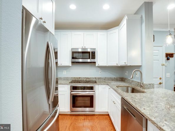 1571 Spring Gate Drive 6106, Mclean VA 22102