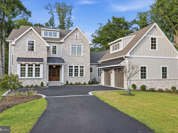 39 East Street, Doylestown PA 18901