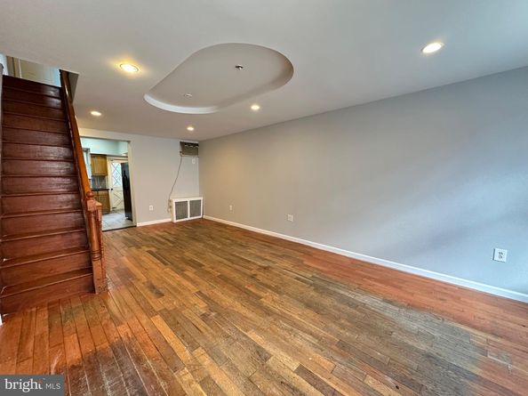 2316 S Franklin, Philadelphia PA 19148