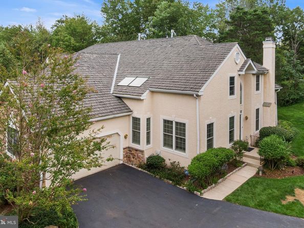 207 Yorktown Place 107, Berwyn PA 19312