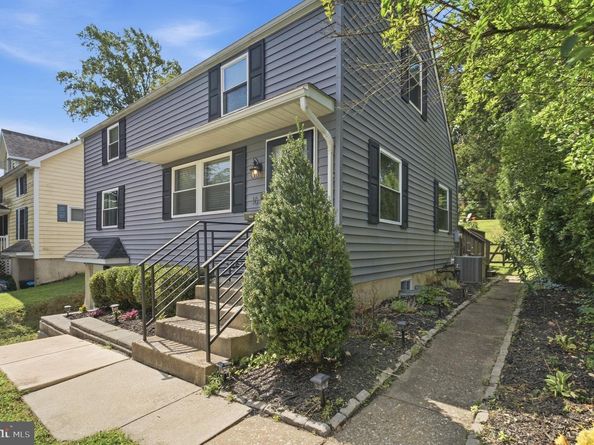 16 Midland Avenue, Berwyn PA 19312