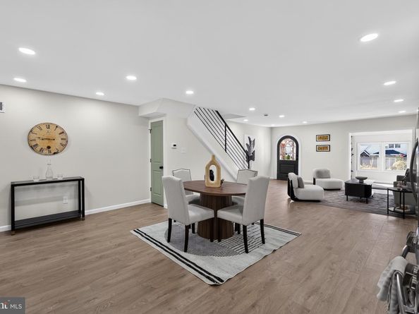6467 Woodcrest Avenue, Philadelphia PA 19151