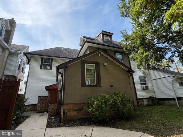 122 Main Street, Darby PA 19023