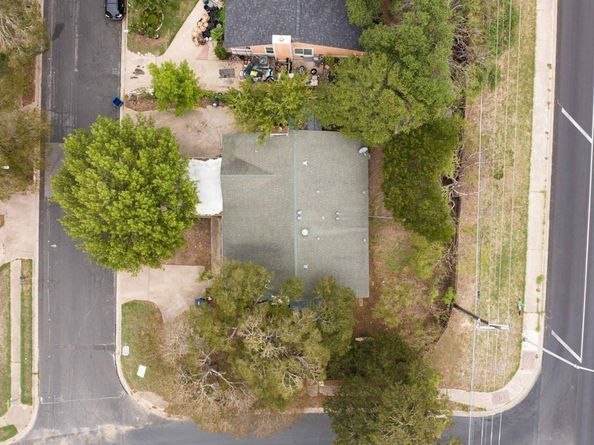 8105 Dowling CV, Austin TX 78745