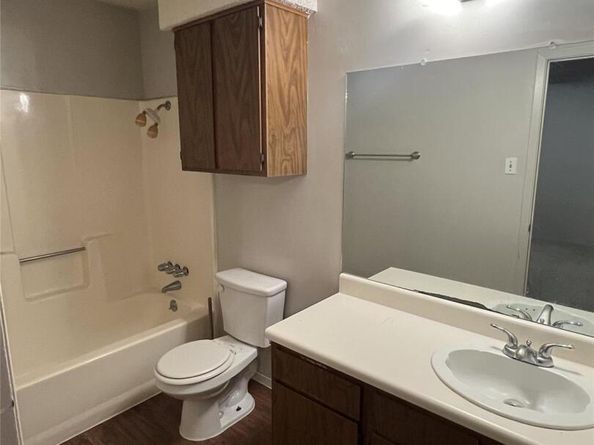 8105 Dowling CV, Austin TX 78745