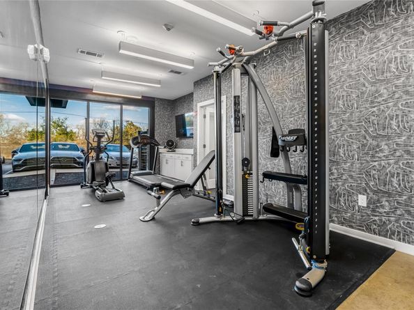 2505 Thornton RD 3302, Austin TX 78704