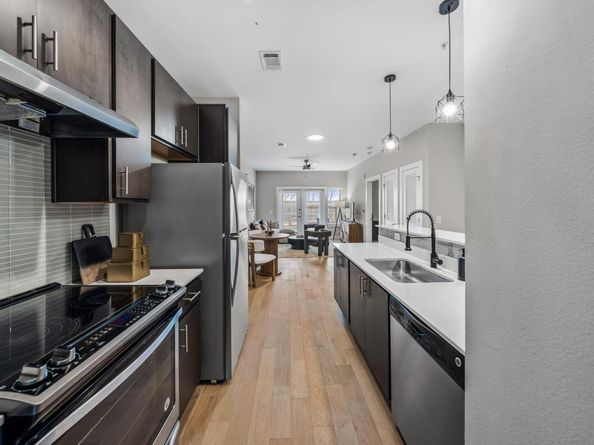 2505 Thornton RD 3302, Austin TX 78704