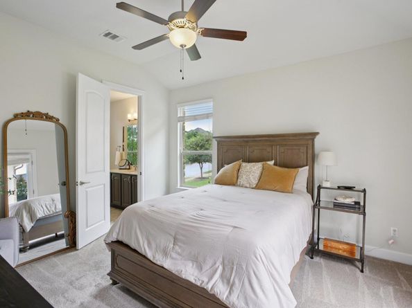 2401 Legend TRL, Leander TX 78641