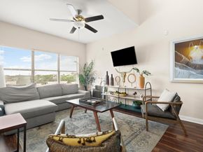 2502 Leon ST 512, Austin TX 78705