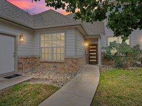 12170 Abbey Glen LN A, Austin TX 78753