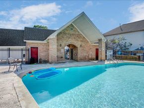 12170 Abbey Glen LN A, Austin TX 78753