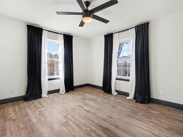 107 Shady Oak DR, Georgetown TX 78628