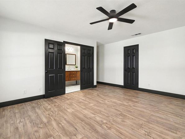 107 Shady Oak DR, Georgetown TX 78628