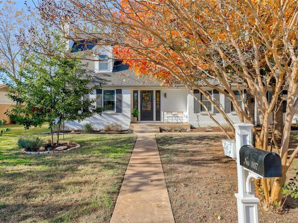 107 Shady Oak DR, Georgetown TX 78628