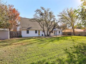 107 Shady Oak DR, Georgetown TX 78628