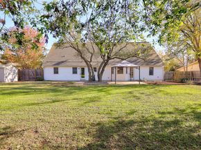 107 Shady Oak DR, Georgetown TX 78628