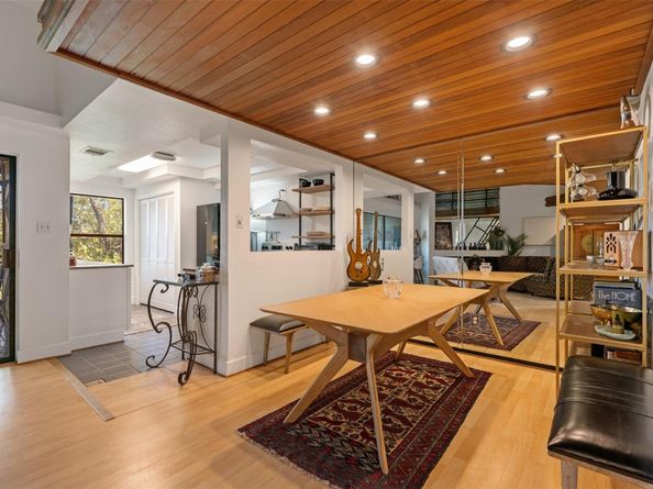 8200 Neely DR 237, Austin TX 78759