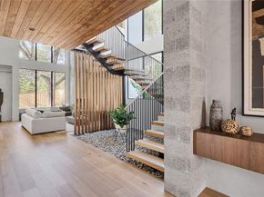 3003 Oakhaven DR, Austin TX 78704