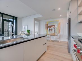 610 Davis ST 3002, Austin TX 78701