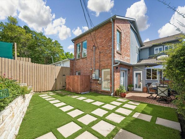 2708 W 35th ST, Austin TX 78703