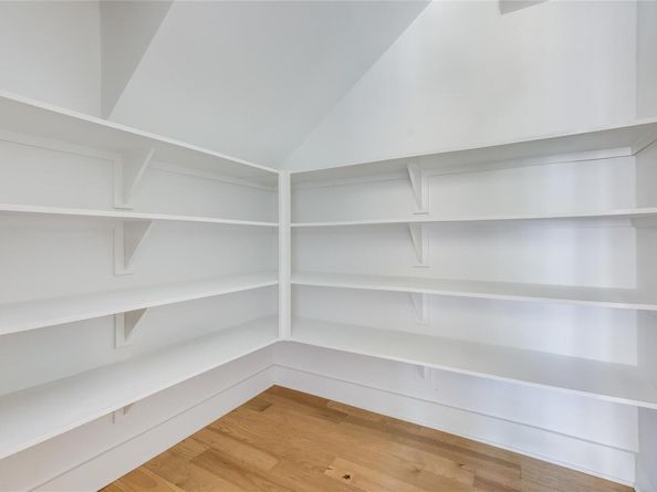 4500 Grassland DR, Austin TX 78723