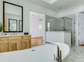 4500 Grassland DR, Austin TX 78723