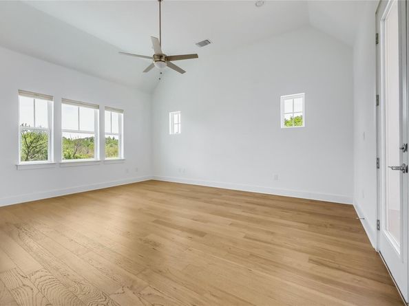4500 Grassland DR, Austin TX 78723
