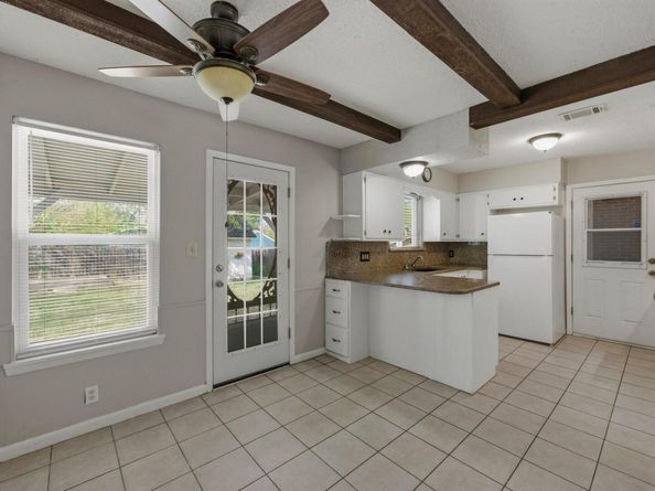 5704 Cedardale DR, Austin TX 78745