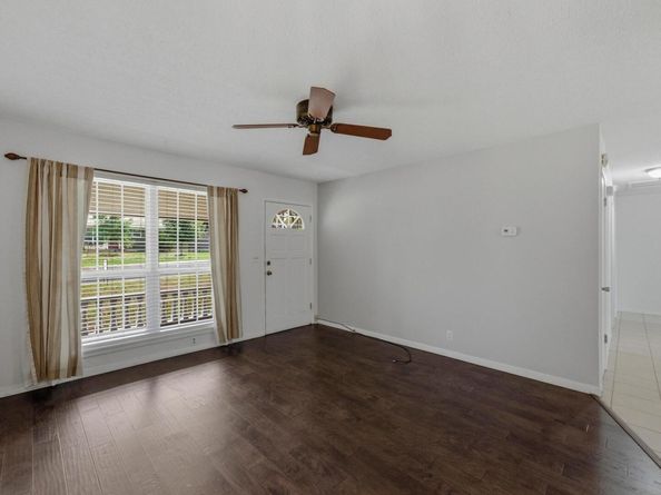 5704 Cedardale DR, Austin TX 78745