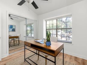 2215 Post RD 1034, Austin TX 78704