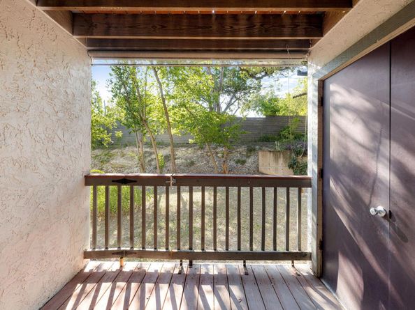 2215 Post RD 1034, Austin TX 78704